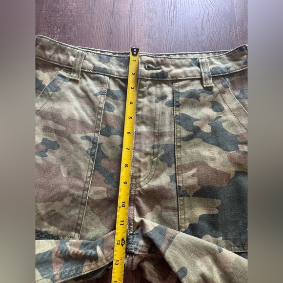 We The Free People Remy Camo Cropped Pants Women 28 Multi Straight Leg - Picture 8 of 14